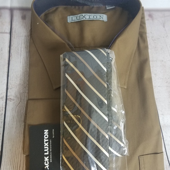 Mens Dress Shirt with tie convertible cuff - Picture 2 of 4